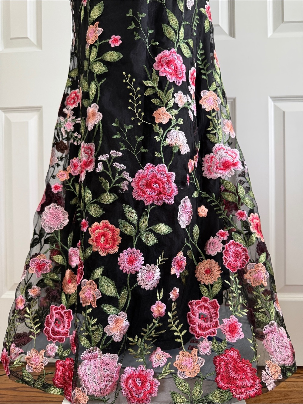 Lulus Soirée Blossom Black Floral Embroidered Overlay Mermaid Maxi Dress Size 2 - Picture 6 of 14